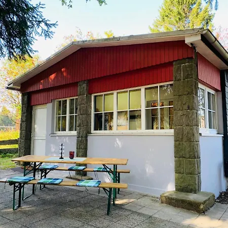 Baude Am Rennsteig Mit 2 Schlafzimmern Max 12 Personen Steinheid