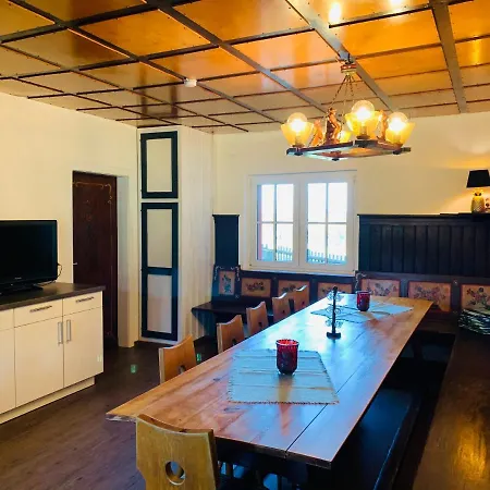 Baude Am Rennsteig Mit 2 Schlafzimmern Max 12 Personen * Steinheid