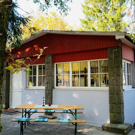 Baude Am Rennsteig Mit 2 Schlafzimmern Max 12 Personen * Steinheid