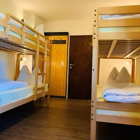 Casa vacanze Baude Am Rennsteig Mit 2 Schlafzimmern Max 12 Personen *