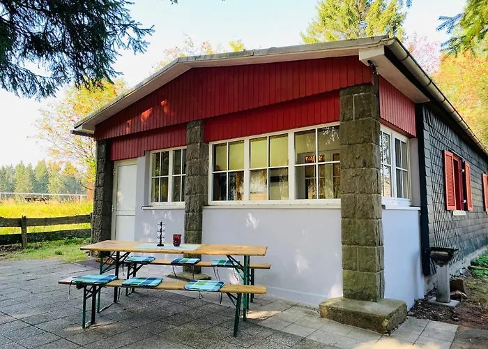 Baude Am Rennsteig Mit 2 Schlafzimmern Max 12 Personen Steinheid