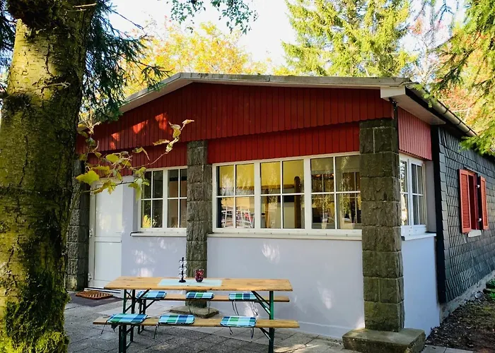 Baude Am Rennsteig Mit 2 Schlafzimmern Max 12 Personen * Steinheid