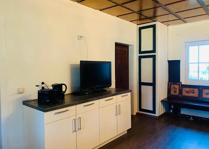 Baude Am Rennsteig Mit 2 Schlafzimmern Max 12 Personen Steinheid