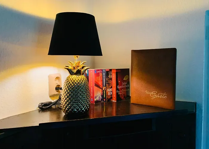 Baude Am Rennsteig Mit 2 Schlafzimmern Max 12 Personen Feriehus *